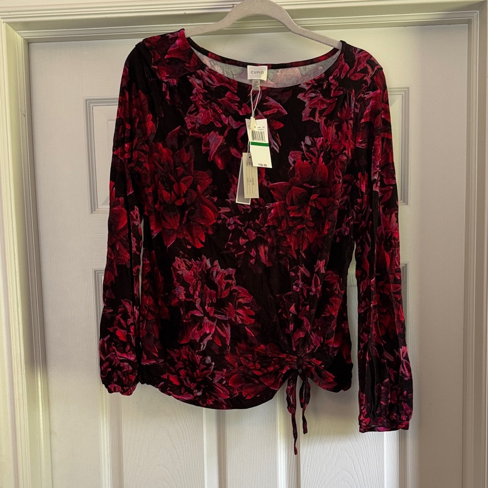Cupio Floral Blouse in Red and Black